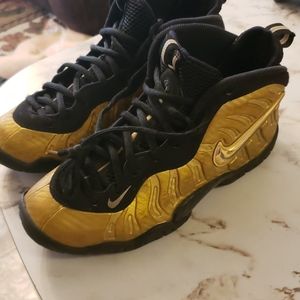 Nike gold medal foams